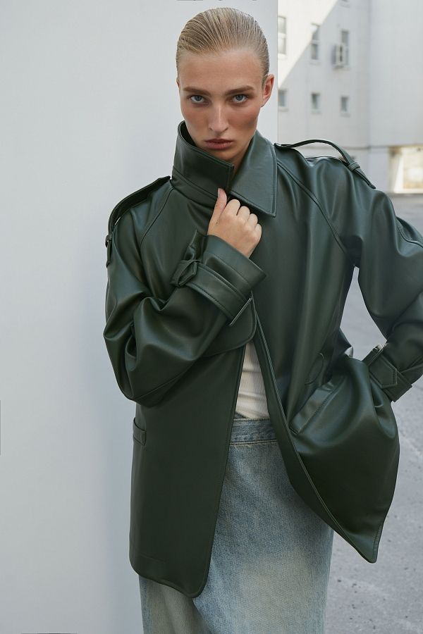 Тренч з екошкіри на замші вкорочений з поясом зелений МБКТ009/2 #RU# Тренч из экокожи на замше укороченный с поясом зеленый МБКТ009/2 № 2