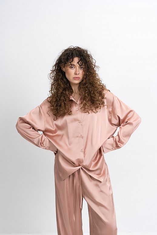 Костюм сатиновий пудровий