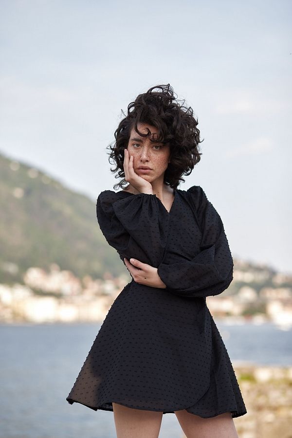 Сукня на запах з подвійною спідницею чорна D0823/5 № 1