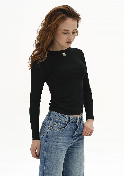 Лонгслів приталений чорний