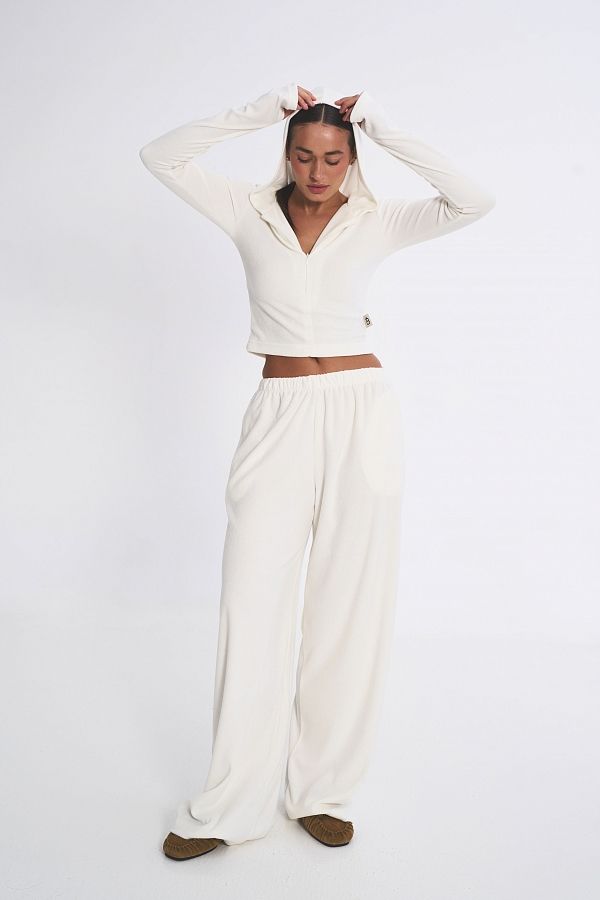 Костюм приталений із замком молочний KOSPR/6 #RU# Костюм приталенный с замком молочный KOSPR/6 № 2