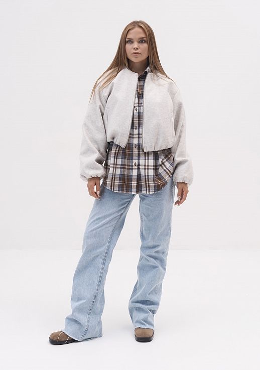 Бомбер на замку світло-сірий